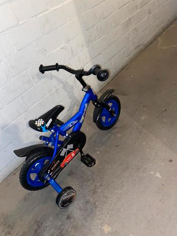 Blauwe fietsje NIEUW beschikbaar voor biedingen
