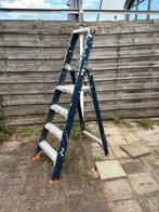 Wienese Trap - 4 Treden - Gebruikt, Doe-het-zelf en Verbouw, Ladders en Trappen, Ophalen of Verzenden, Gebruikt, Trap, Minder dan 2 meter
