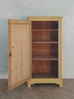 Landelijke klassieke kast, eendeurskast, legkast, linnenkast, Antiek en Kunst, Antiek | Meubels | Kasten, Ophalen of Verzenden