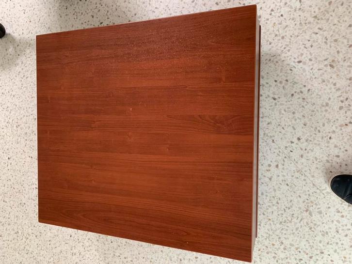 Gratis kersenhouten Salontafel en bijzet tafel, Huis en Inrichting, Tafels | Salontafels, Gebruikt, Minder dan 50 cm, 50 tot 100 cm