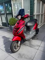 Zip 4 takt, Fietsen en Brommers, Scooters | Piaggio, Ophalen of Verzenden, Zo goed als nieuw, Zip