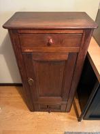 Antieke Opberg Kast afkomstig uit slaapruimte internaat, Ophalen of Verzenden