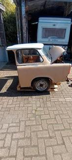 1/2 trabant met originele bekleding en achteras incl remmen, Auto diversen, Overige Auto diversen, Ophalen