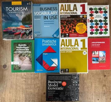 Schoolboeken hbo tourism management beschikbaar voor biedingen