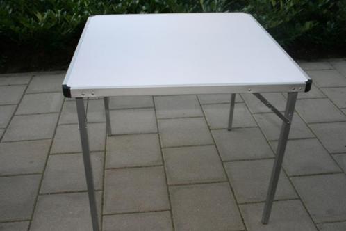 Campingtafel 80/80, Caravans en Kamperen, Kampeermeubelen, Zo goed als nieuw, Campingtafel, Ophalen