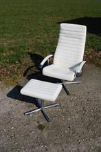 Relax draaifauteuil met hocker wit leer, Huis en Inrichting, Fauteuils, Ophalen, Minder dan 75 cm, Zo goed als nieuw, Metaal