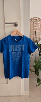 Nike T-shirt Jongen Maat L (12-13 jaar) valt als 152-158, Ophalen of Verzenden, Zo goed als nieuw, Nike, Jongen