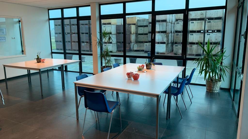 Tafels  ijzeren poten. Vereniging-Kantine-eetkamer, Huis en Inrichting, Tafels | Eettafels, 200 cm of meer, Zo goed als nieuw