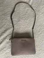 Michael Kors large Saffiano leer crossbody lichtgrijs, Overige merken, Ophalen of Verzenden, Zo goed als nieuw, Grijs