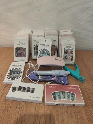 Compleet Nagel Set: 35 Sets, Lamp, Vijl & Meer! beschikbaar voor biedingen