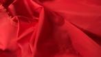 Echte rode zijde soepel 80 cm 140 breed, Hobby en Vrije tijd, Stoffen en Lappen, Ophalen of Verzenden, Nieuw, Satijn of Zijde