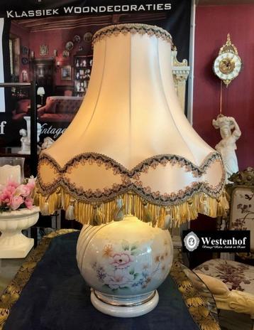Brocante schemerlamp - tafellamp porselein  beschikbaar voor biedingen