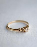 Vintage 9K solitaire ring met diamant en hart detail 18, Goud, Goud, Met edelsteen, 17 tot 18