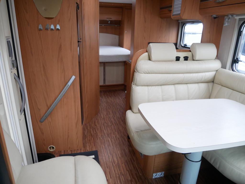 ≥ Bürstner Solano T727, Queensbed, Garage, Dak Airco, Fiat — Campers —  Marktplaats