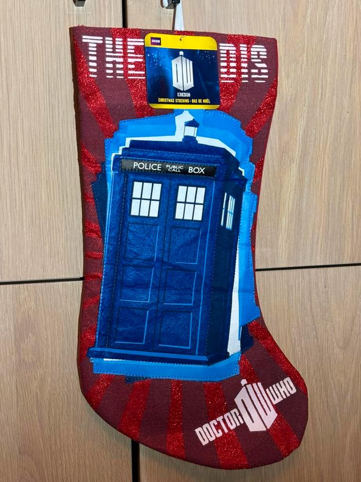 Kurt S. Adler - The Tardis - Doctor Who - BBC - kerstsok, Diversen, Kerst, Nieuw, Ophalen of Verzenden