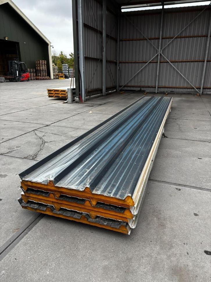 Sandwichpaneel trapesium dakplaten 40 mm PIR (5 stuks), Doe-het-zelf en Verbouw, Dakpannen en Dakbedekking, Zo goed als nieuw