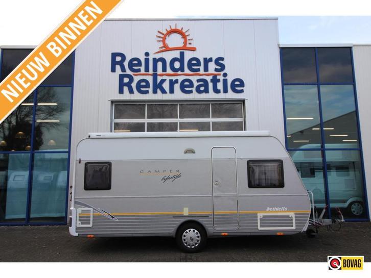 Dethleffs Lifestyle 450 DB Voortent, Thule 6300,, Caravans en Kamperen, Caravans, Bedrijf, tot en met 4, Rondzit, Dethleffs, Frans bed