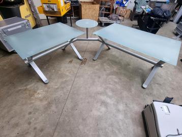 Glazen Hoekbureau - Zeer Degelijk! beschikbaar voor biedingen