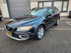 Volvo XC70 2.4 D5 AWD  2008 Zwart, Automaat, 1716 kg, Zwart, 197 €/maand