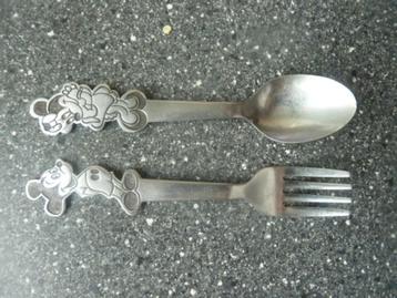 Kinderbestekje Mickey en Minnie Mouse  beschikbaar voor biedingen