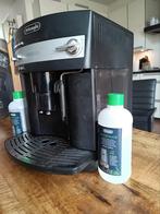 Delonghi Magnifica, 10 kopjes of meer, Ophalen of Verzenden, Zo goed als nieuw, Afneembaar waterreservoir