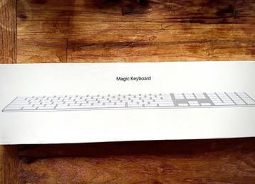Magic Keyboard with numeric keypad (model: A1843) beschikbaar voor biedingen