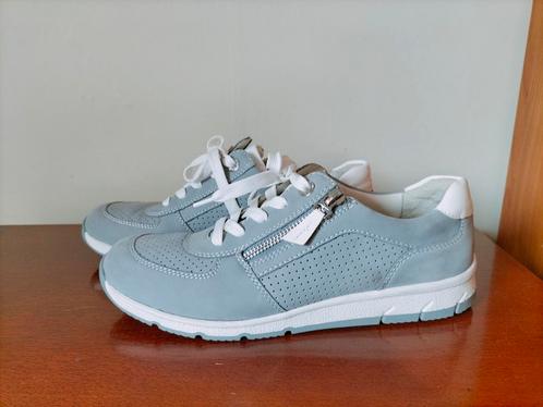 Grijze sneakers van Medicus, Kleding | Dames, Schoenen, Nieuw, Sneakers of Gympen, Grijs, Ophalen
