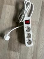 Stekkerdoos 3-voudig met schakelaar / 3-way power strip with, Ophalen of Verzenden, Zo goed als nieuw, Apparatuur