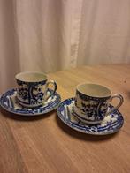Antiek Japans Kop en Schotel - Blauw Bloesem, Gebruikt, Ophalen of Verzenden, Overige stijlen, Kop(pen) en/of Schotel(s)