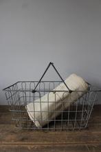 Oude mat metalen brocante mand met hengsel *Pronck & Praal*, Ophalen of Verzenden