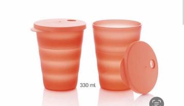 Tupperware rietjesbeker beschikbaar voor biedingen