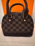 Louis Vuitton Nano - vrouwen - schoudertas., Ophalen of Verzenden, Zo goed als nieuw, Bruin, Handtas