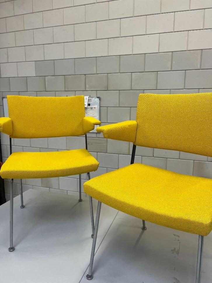 Gispen Cordemeyer Vintage, Huis en Inrichting, Stoelen, Zo goed als nieuw, Twee, Stof, Overige kleuren, Ophalen of Verzenden