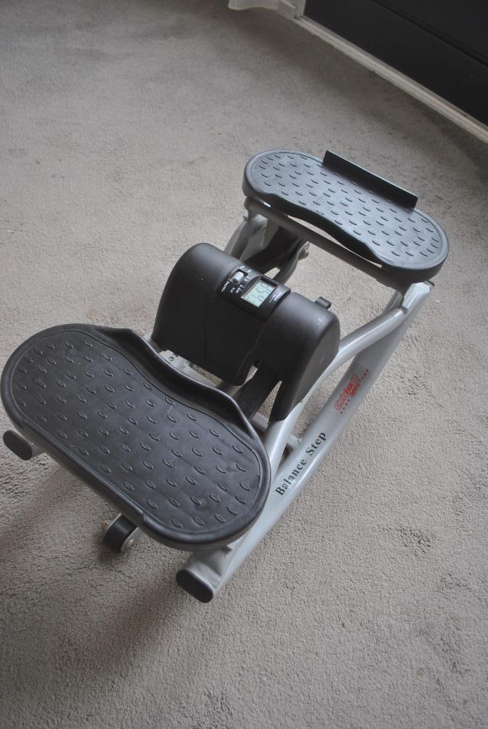 Balance step,  Fitness, Sport en Fitness, Fitnessapparatuur, Gebruikt, Stepapparaat, Benen, Metaal, Ophalen of Verzenden