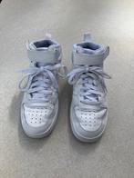 Nike COURT BOROUGH MID 2 maat 36,5, Ophalen of Verzenden, Zo goed als nieuw, Schoenen