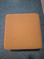 Hocker/poef Okergeel, Huis en Inrichting, Banken | Voetenbanken en Poefen, Ophalen, Zo goed als nieuw