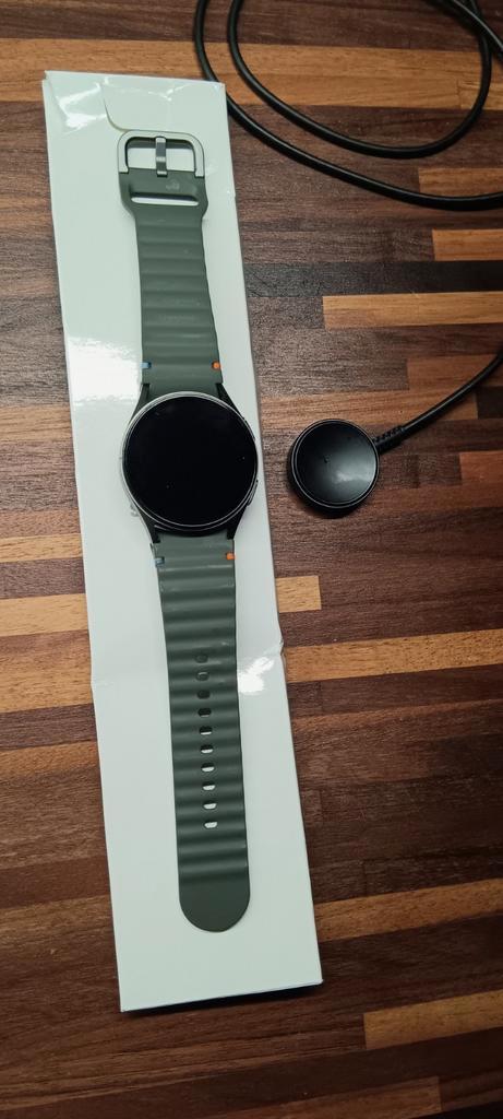 Galaxy Watch 7 - Zo goed als nieuw!, Sieraden, Tassen en Uiterlijk, Smartwatches, Zo goed als nieuw, Android, Zwart, Afstand, Calorieverbanding