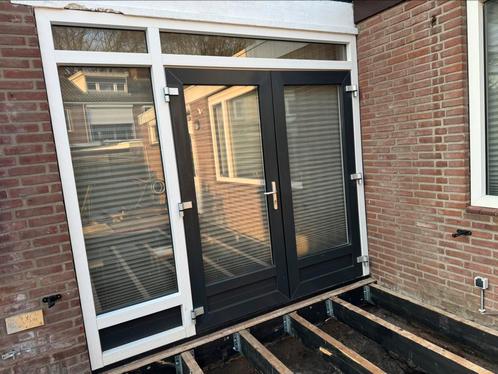 Openslaande tuindeuren 274 breed x 250 hoog, Doe-het-zelf en Verbouw, Kozijnen en Schuifpuien, Gebruikt, Deurkozijn, Kunststof