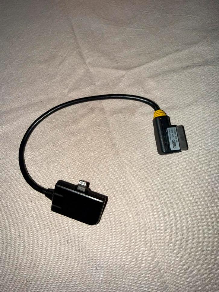 Audi Music Interface (AMI), kabel 4F0051510AL; lightning, Auto-onderdelen, Elektronica en Kabels, Audi, Gebruikt, Ophalen of Verzenden