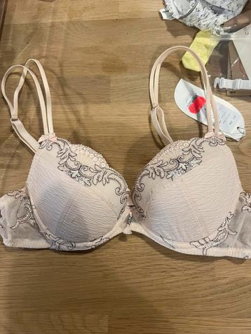 Louisa Bracq bh maat 70B NIEUW!! Nu €25,- beschikbaar voor biedingen
