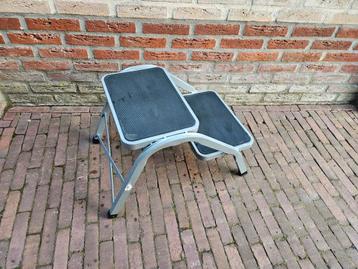 Bermuda Caravan Opstap - Zo Goed Als Nieuw! beschikbaar voor biedingen