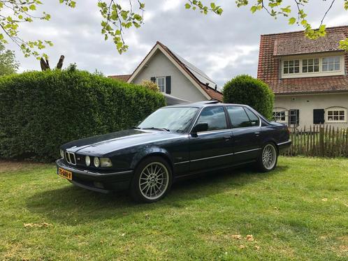 BMW 735i E32 automaat 1987 kwarttarief, Auto's, BMW, Particulier, 7-Serie, Airconditioning, Boordcomputer, Centrale vergrendeling