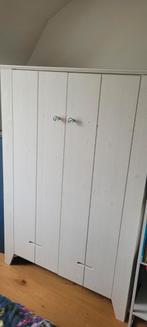 Gratis af te halen: leuke whitewash kast Woood, Ophalen, Gebruikt, 50 tot 70 cm, 105 cm of meer