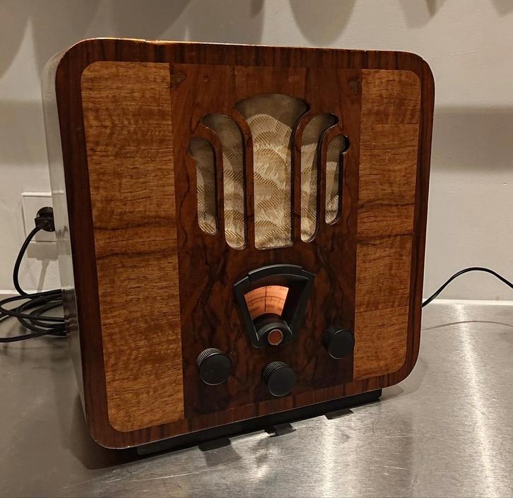 Philips 836a 'Arbeiderskastje' Buisradio - Werkend!, Antiek en Kunst, Antiek | Tv's en Audio, Ophalen