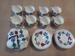 Boerenbont 12x kopjes en 12x schoteltjes, Gebruikt, Ophalen of Verzenden, Kop(pen) en/of Schotel(s), Aardewerk