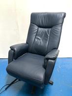 Sta-op fauteuil Malmö – Leder – met massage, verwarming, Huis en Inrichting, Fauteuils, Ophalen, Metaal, 75 tot 100 cm, Zo goed als nieuw