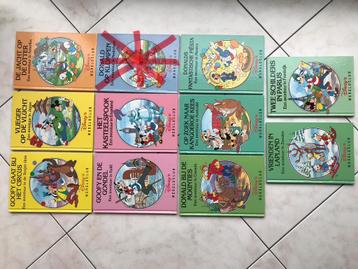 Disney’s wereldclub. 10 boeken beschikbaar voor biedingen