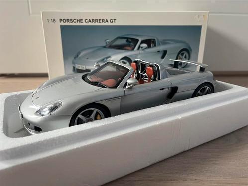 Porsche Carrera GT zilver/bruin Autoart #78041 1:18, Hobby en Vrije tijd, Modelauto's | 1:18, Zo goed als nieuw, Autoart, Ophalen of Verzenden