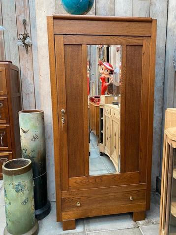 Eendeurskast Vintage kast eendeurs met spiegel beschikbaar voor biedingen