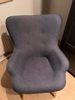 Stoel met voetenbankje, Huis en Inrichting, Fauteuils, Ophalen, Minder dan 75 cm, Zo goed als nieuw, Stof